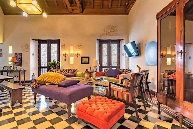 Casa San Pedro -exclusive 3BR Colonial Apartment in Old City by - Oda