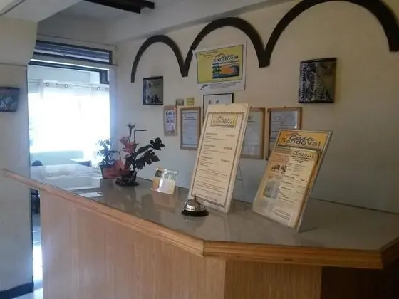 Casa Sandoval Pension House & Restaurant - Lobi