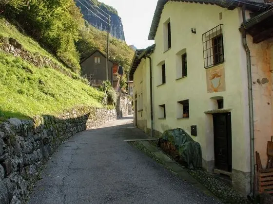Casa Signorile Lavizzara - 1