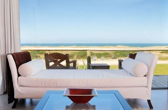 Casa Suaya Hotel