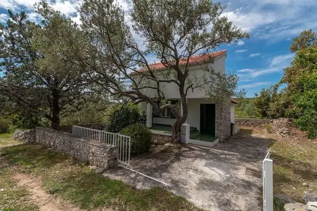 Casa Verde Apartment House