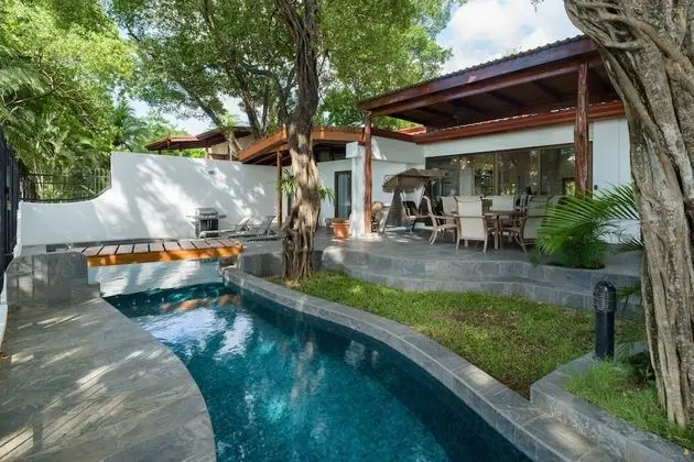 Casa Woodbine Beachfront House - Havuz