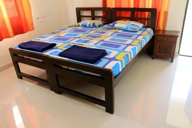 CasaMelhor Modern Appt Candolim CM080 - Oda