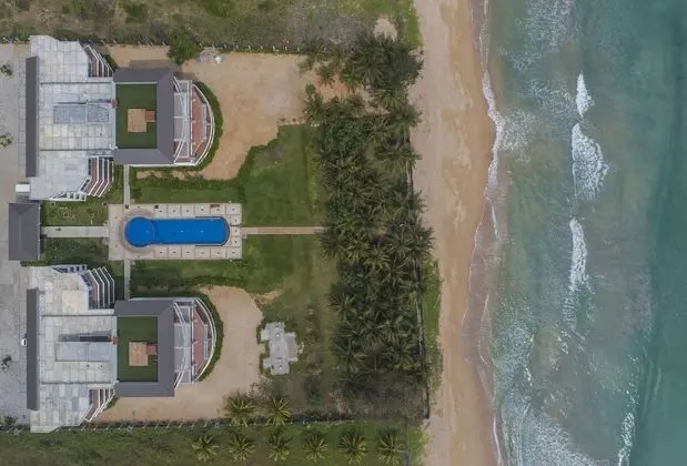 CASAMIA Oceanfront Condo Nilaveli - Plaj