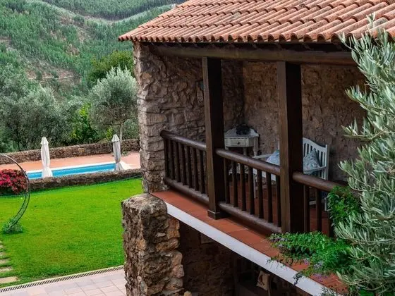 Casas Do Favacal - A Traditional Xisto House