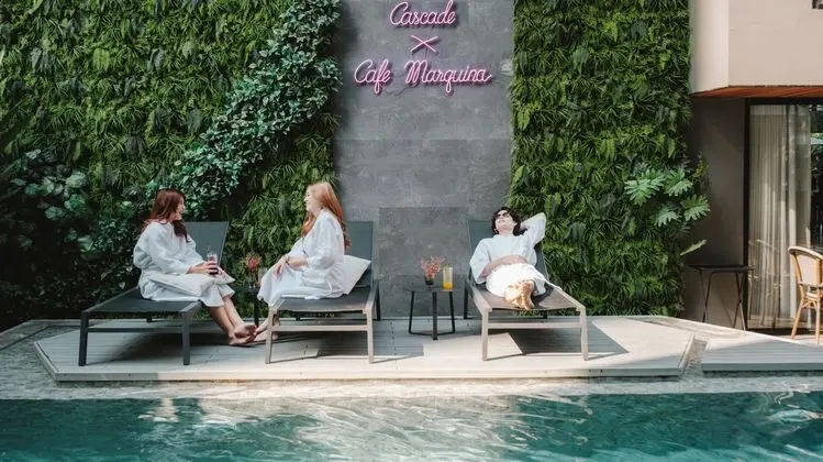 Cascade Hotel Bangkok - Dış Mekan