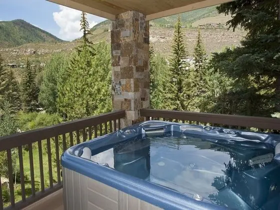 Cascade Village Chalet