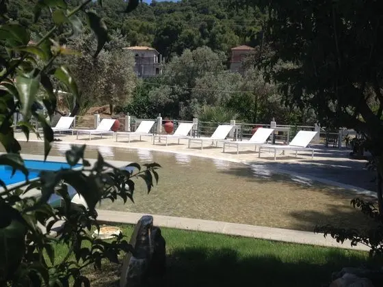 Cascade Holiday Resort
