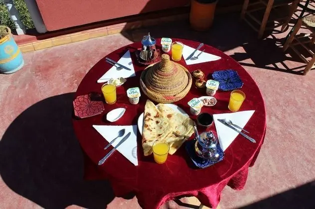 Hotel cascades dades - Yerinde Yemek