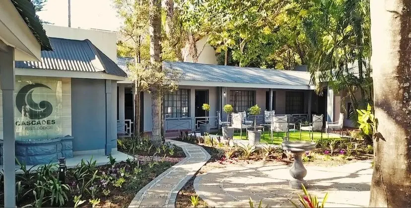 The Cascades Guest Lodge and Apartments