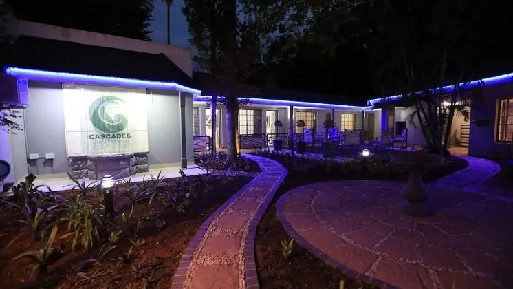 The Cascades Guest Lodge and Apartments - Dış Mekan