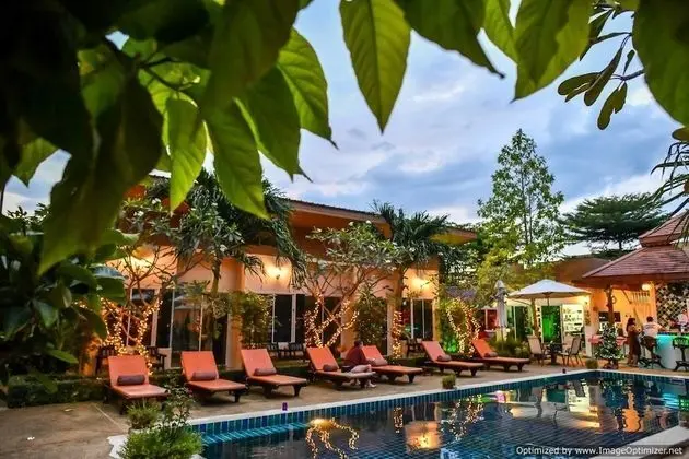 Cascades Resort Phuket - Havuz