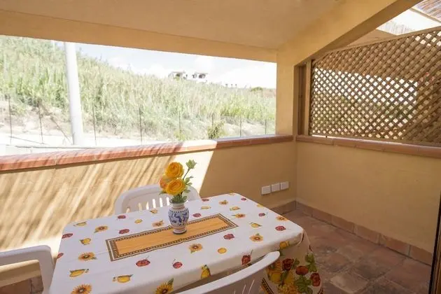 Case Vacanza Renella 3 Beds Balcony, Wifi, Self-catering, 200mt From the sea - Oda Düzeni