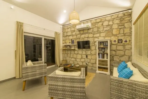 Cashew Cashew Villa - Lobi