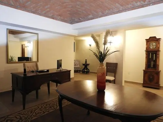 Casona San Cayetano Suites and Lofts - Lobi