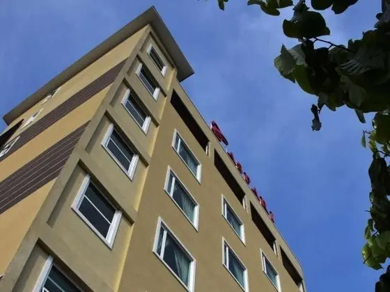 CASPARI HOTEL
