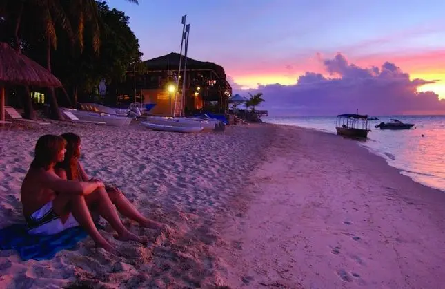 Castaway Island, Fiji