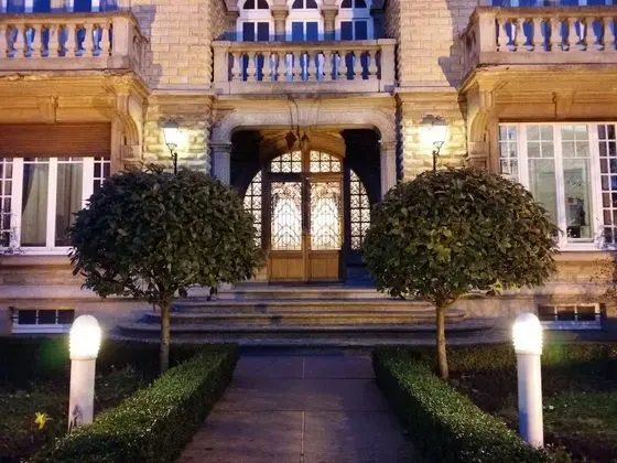 Castel Bayeux Guesthouse - Dış Mekan