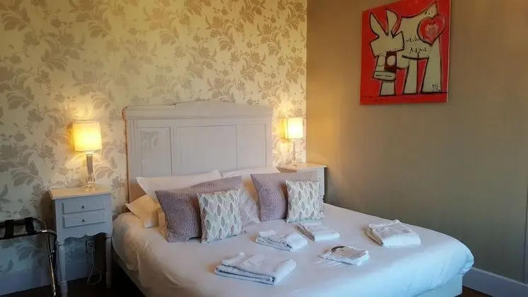 Castel Bayeux Guesthouse - Oda
