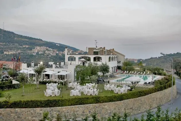 Castellaro Golf Resort