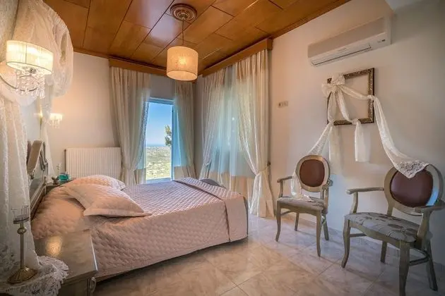 Castelli Luxury Villa - Oda