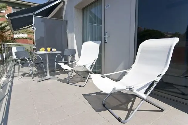 Castellmar Apartments