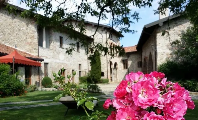 Castello di Cernusco Lombardone - 1