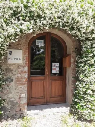 Castello Ginori Di Querceto - Lobi