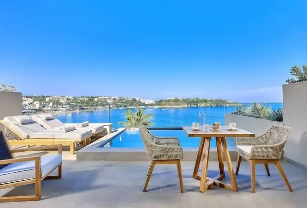 Castello Infinity Suites