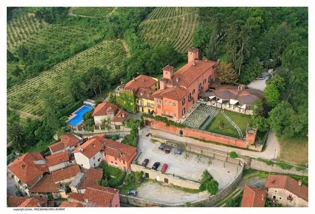 Castello Rosso - Öne Çıkan Resim