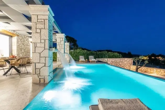 Castielia Residence