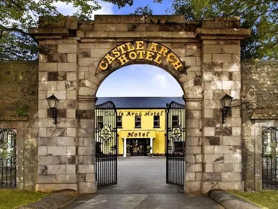 Castle Arch Hotel - Dış Mekan