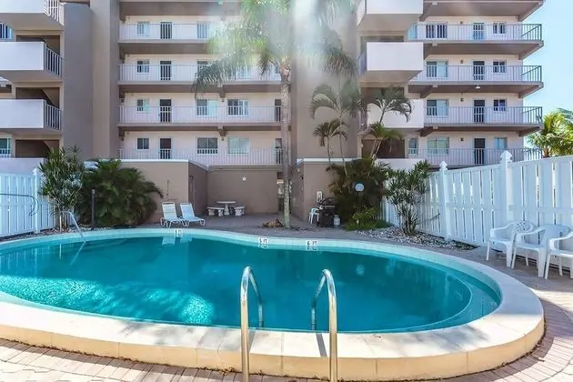 Castle Beach 105 - Dış Mekan