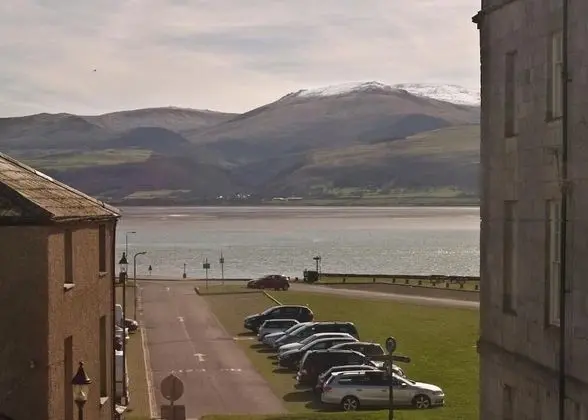 Castle Court