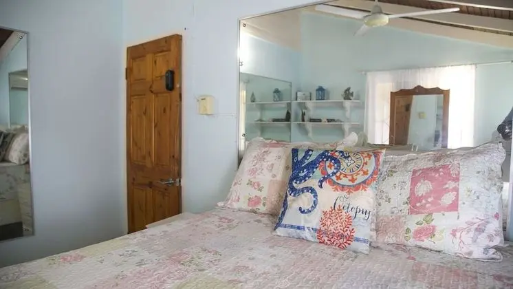 Castle Cove-Ocean Front Villa - Oda