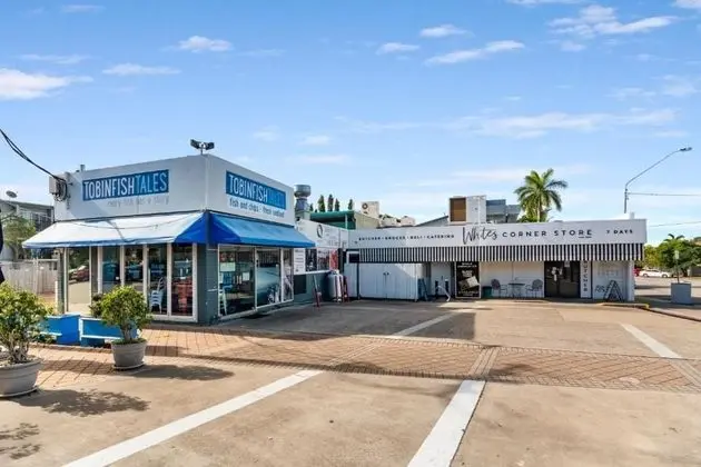 Castle Crest Motel - Genel