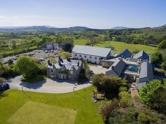 Castle Dargan Hotel - 1