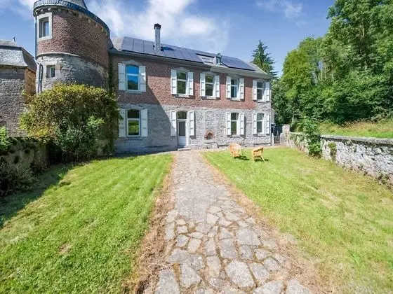 Castle in Ferrières With a Garden, Terrace and Pond