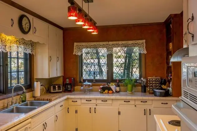 Castle on Glen - 3 Bedroom Home - Mutfak Özellikleri