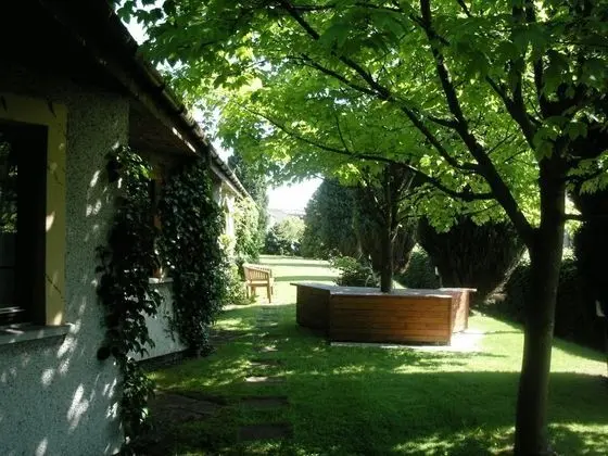 Castlecary House Hotel
