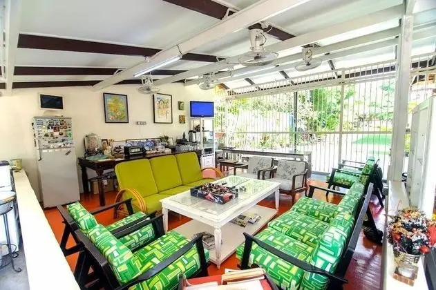 Casugria Dutch Heritage Residence - Yerinde Yemek