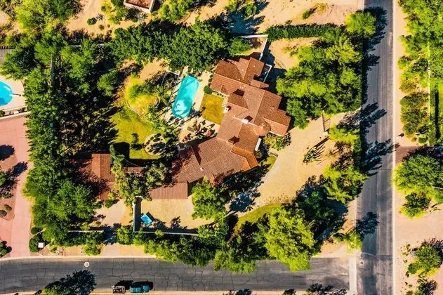 Catalina by Avantstay 6BR Private Grand Estate Gorgeous Backyard & Pool - İç Mekan