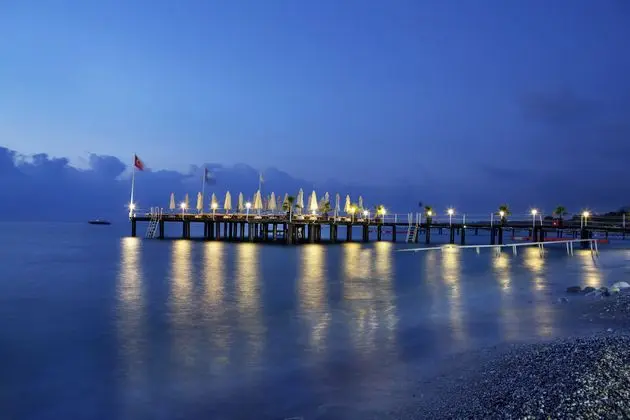 Catamaran Resort Hotel - Plaj