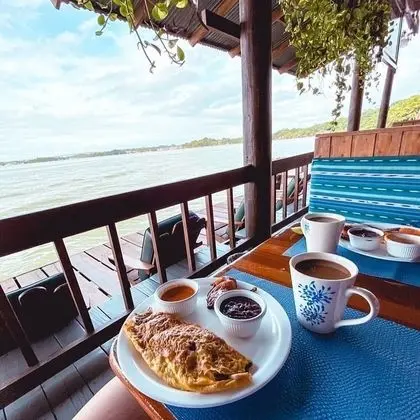 Hotel Catamaran - Yerinde Yemek
