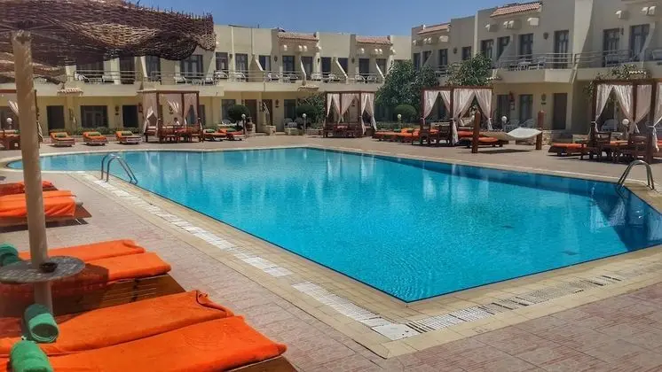 Cataract Layalina Resort - Havuz