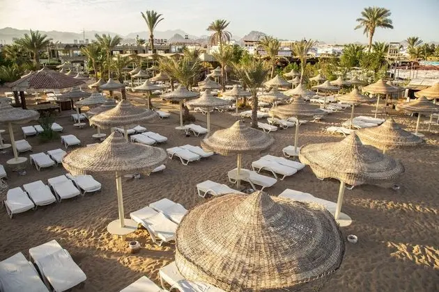 Cataract Layalina Resort - Plaj
