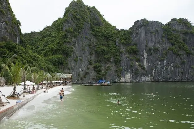 Catba Sandy Beach Resort - Plaj
