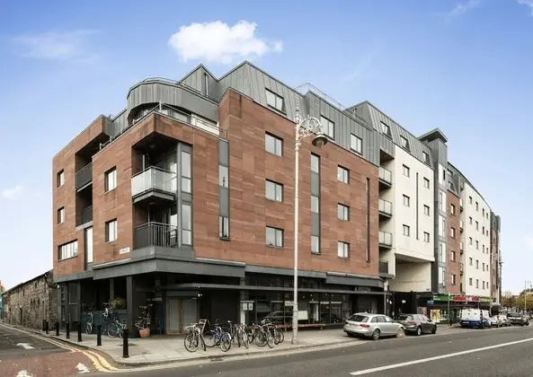 Cathedral Court - 1