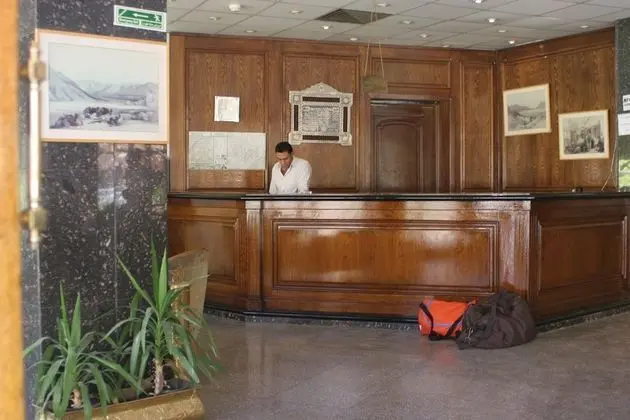 Catherine Plaza Hotel - Lobi