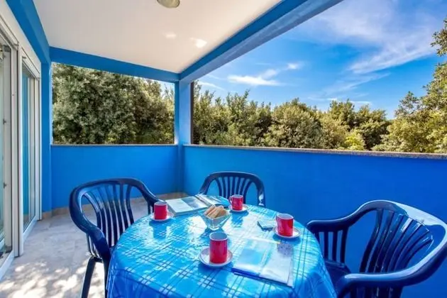 Cathy - 50m From the Beach - A1